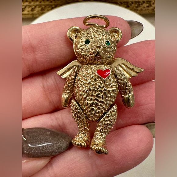 Batya 1996 Articulated Gold-Toned Angel Bear Pendant/Brooch, Enamel Heart - EUC - Picture 3 of 17
